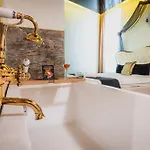 Apartment Hidden Bank: First Million *