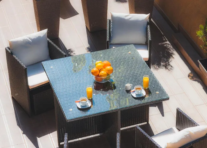 דירה Hidden Bank: First Million