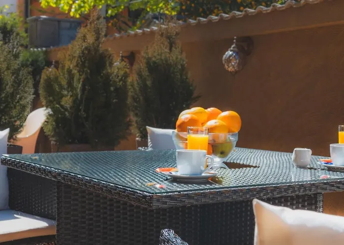 Hidden Bank: First Million דירה