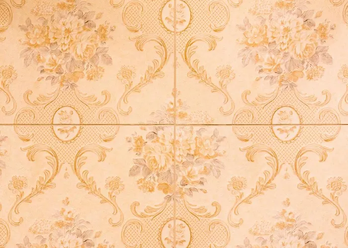 Hidden Bank: First Million דירה