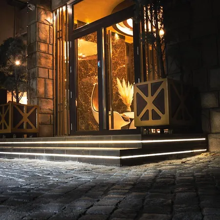 Hidden Bank: First Million بلوفديف